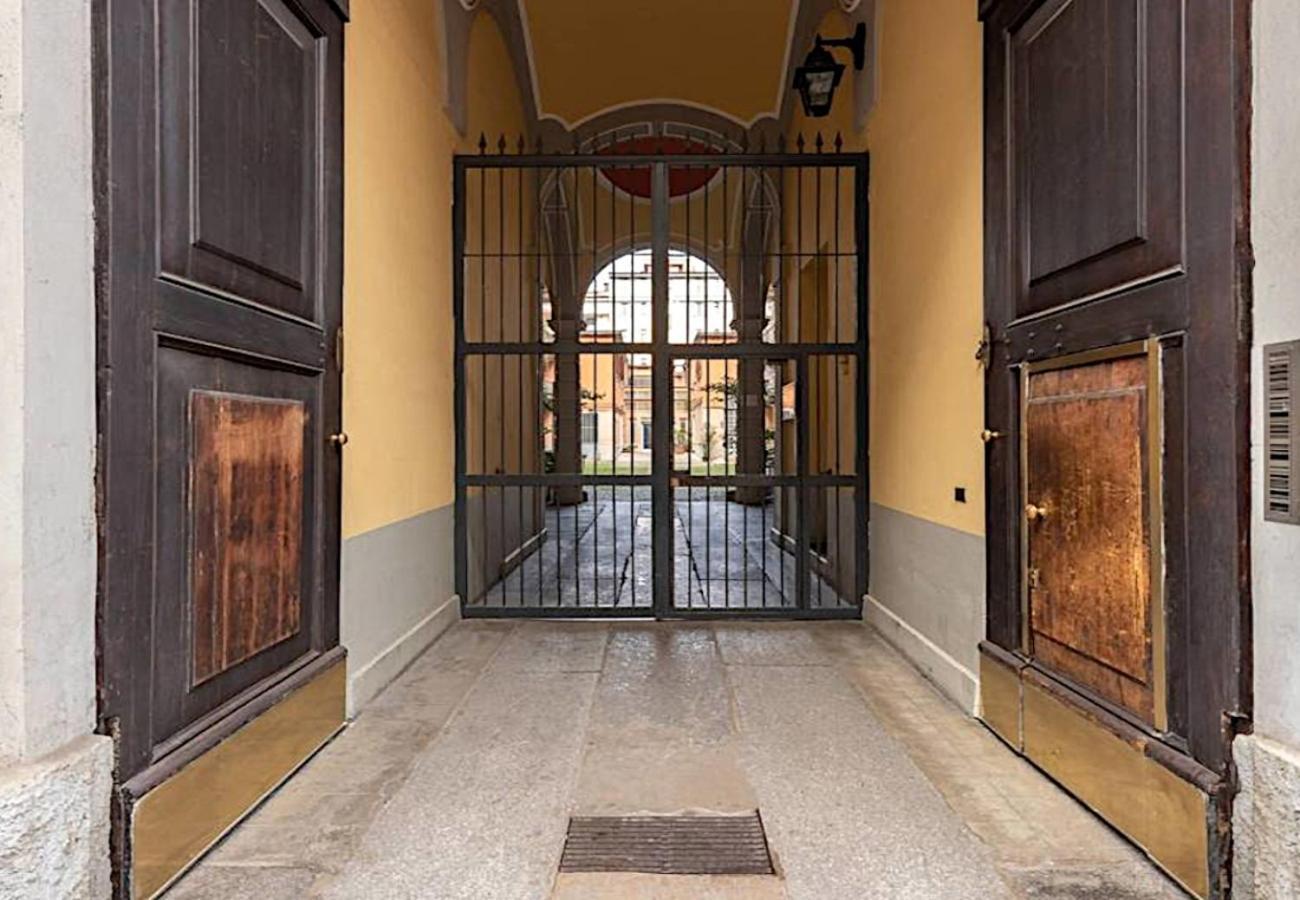 Soggiorno Isola Milano Exterior photo
